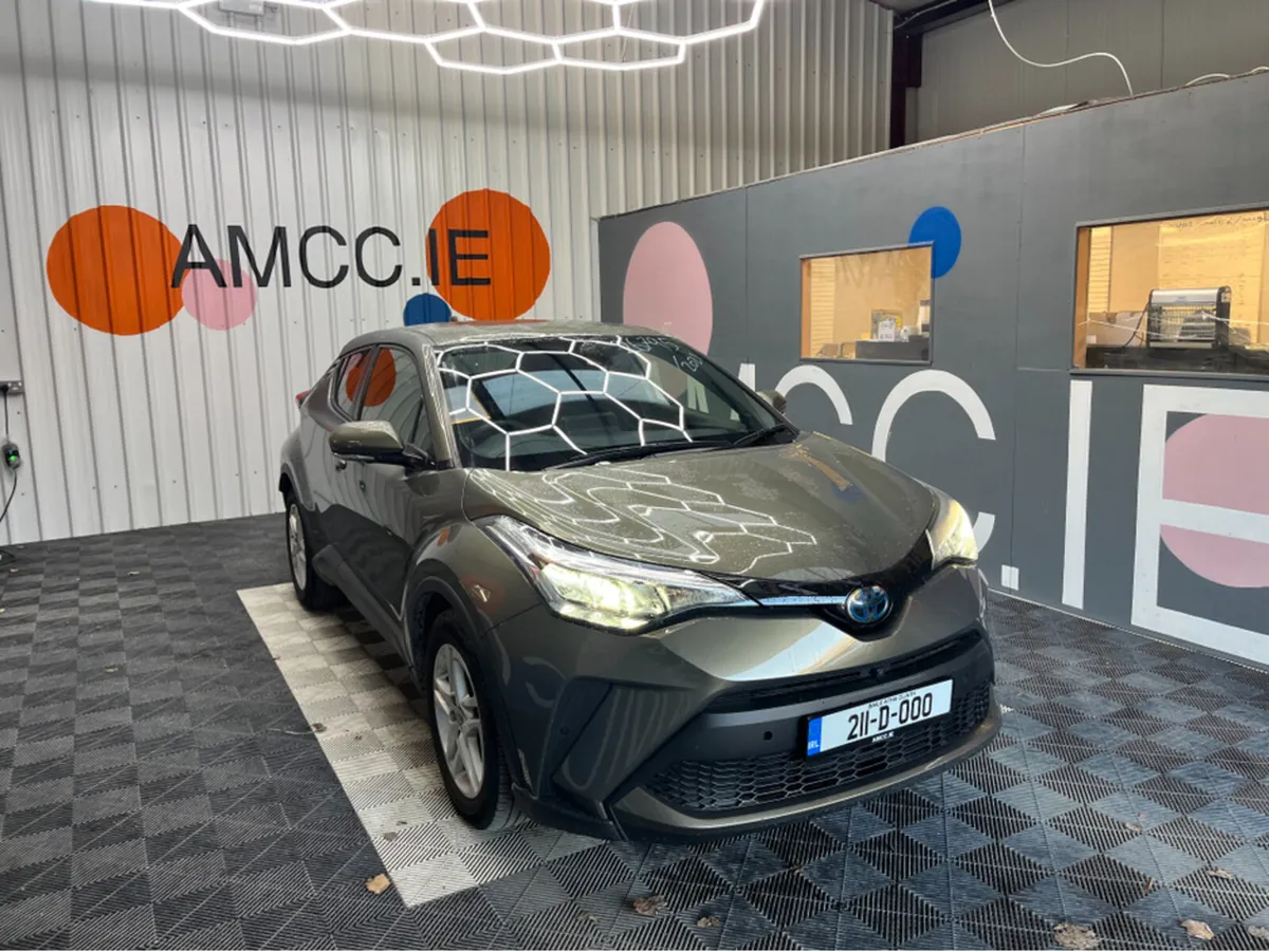 Toyota C-HR 2021 TOYOTA C-HR 1.8L HYBRID / 107K KM - Image 1