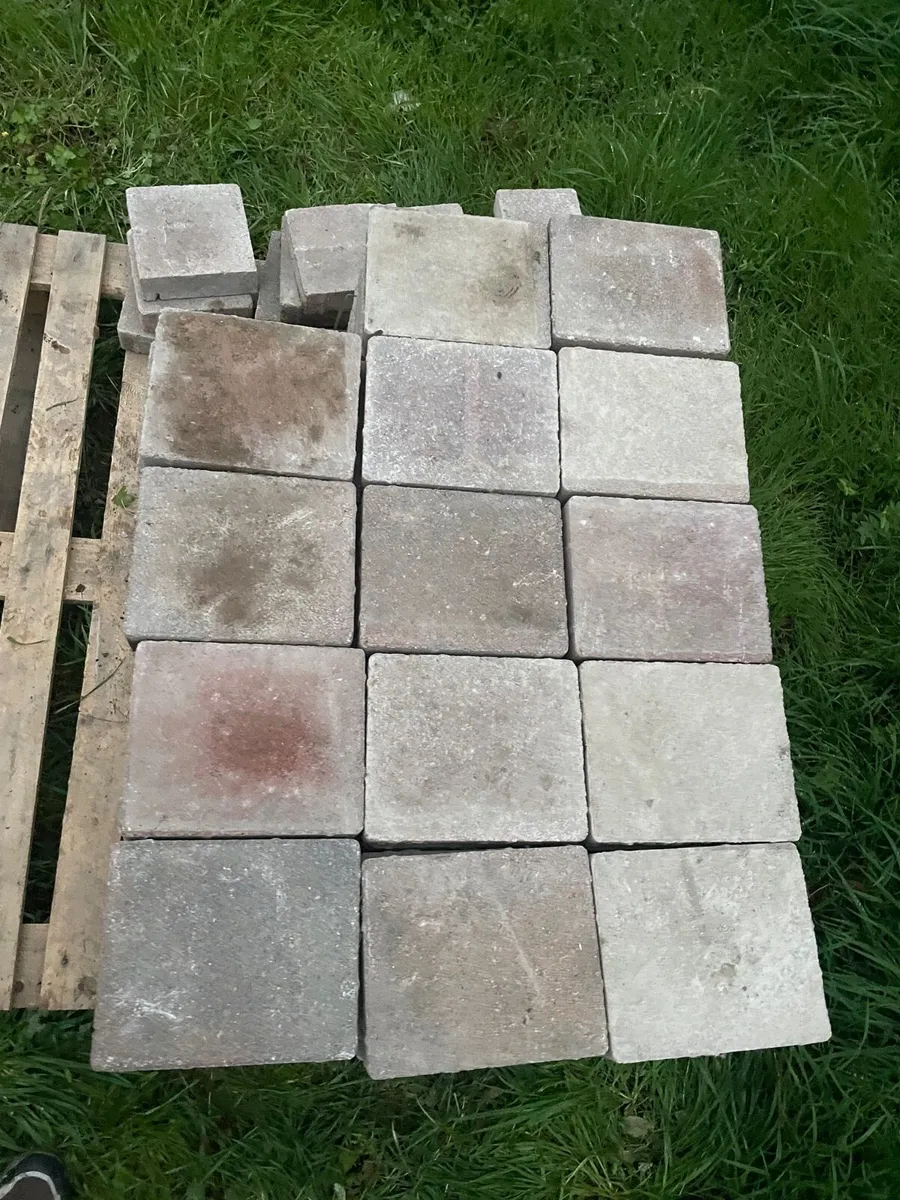 Patio slabs/ bricks - Image 2
