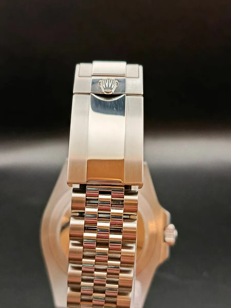 Rolex GMT Master ii Pepsi - Image 2