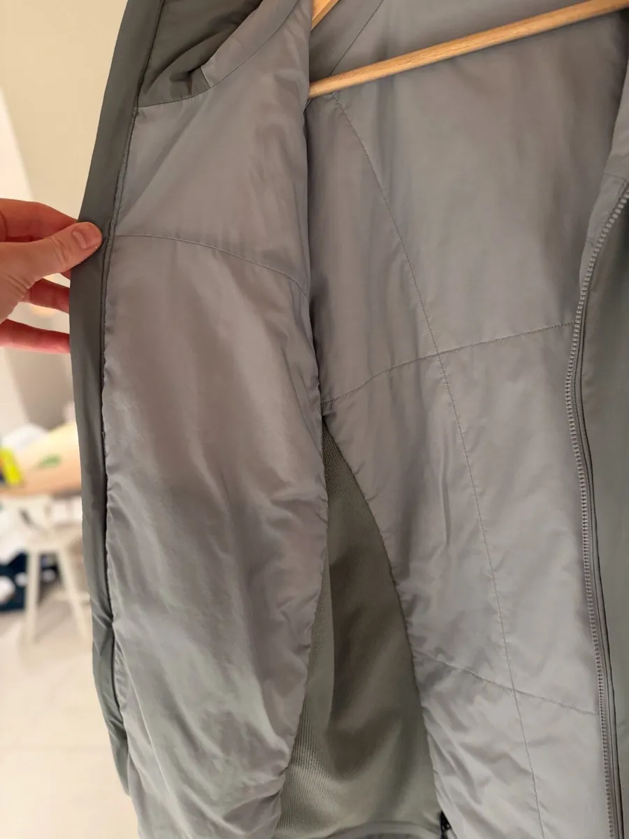 Arc’teryx Atom Hoody Men’s - Image 4