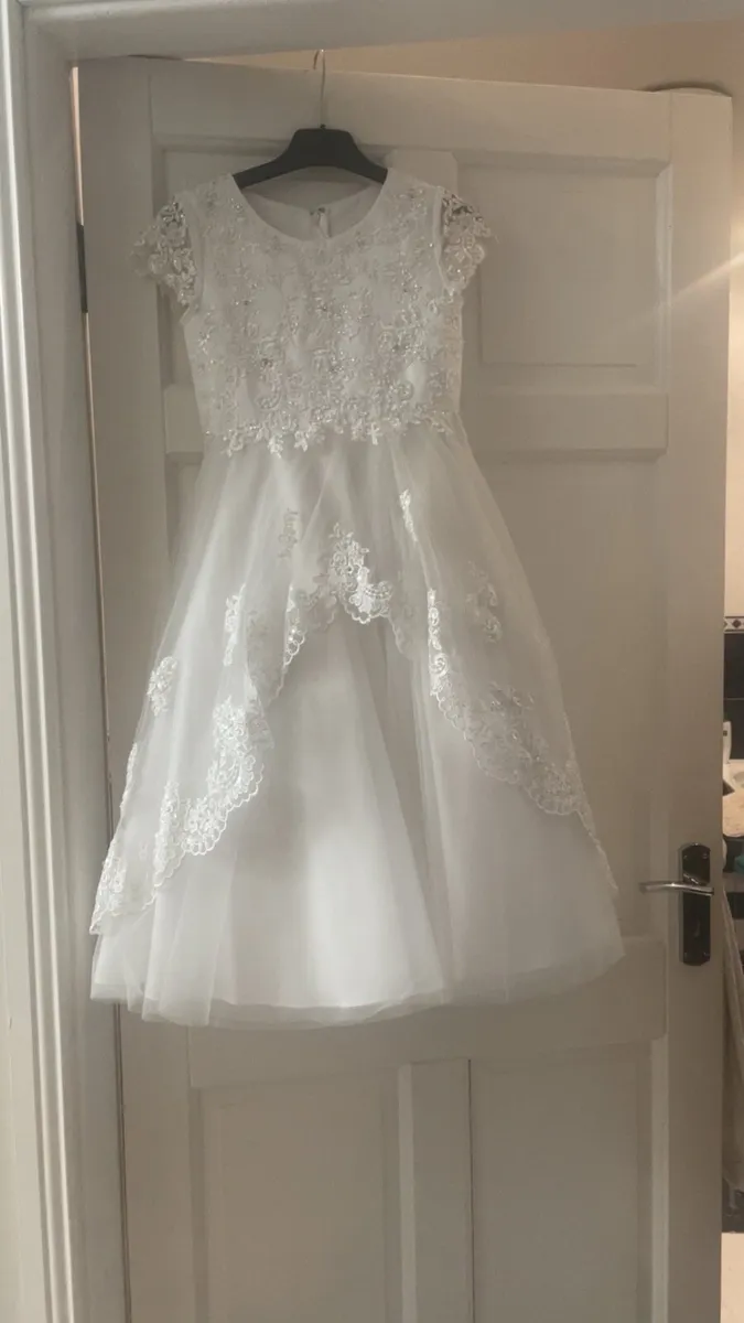 Communion dress - Image 2