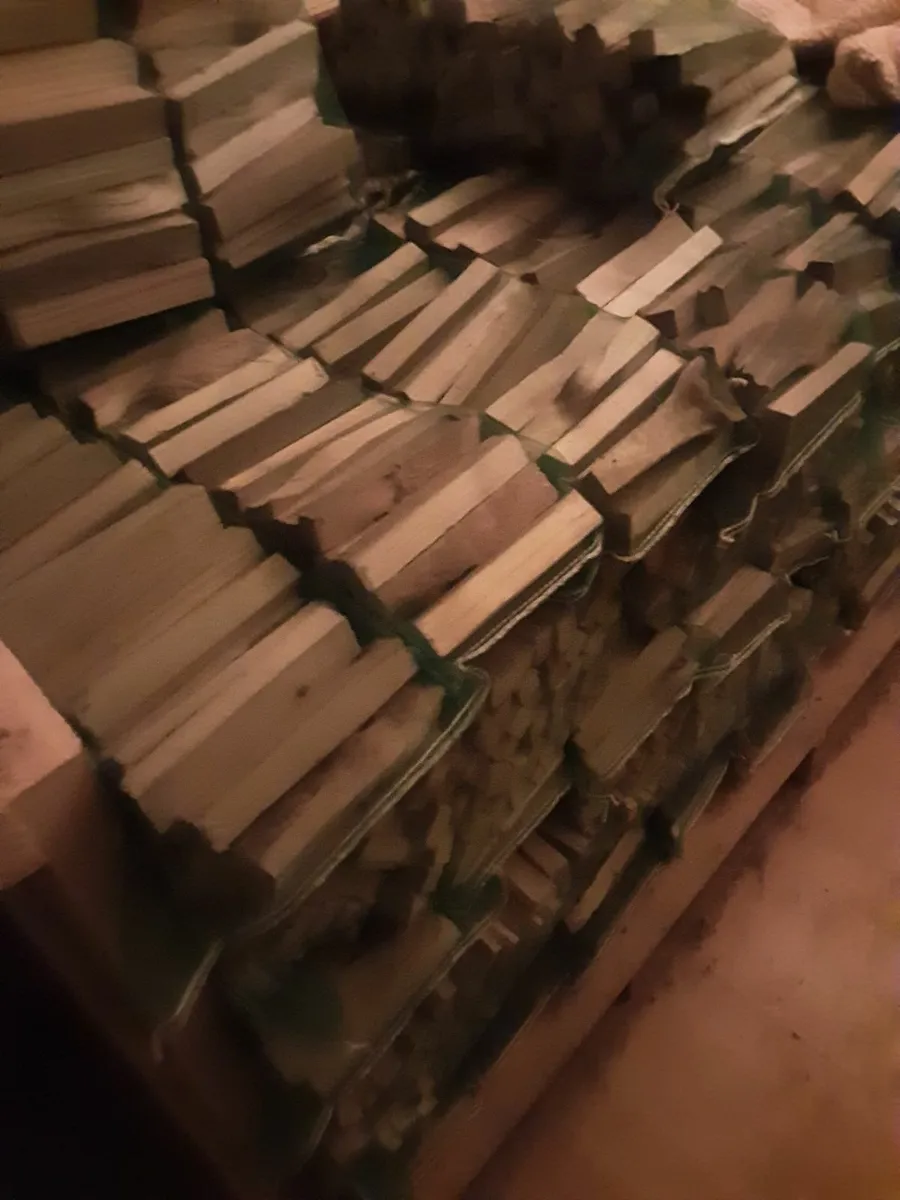 Bags of kindling - Image 1