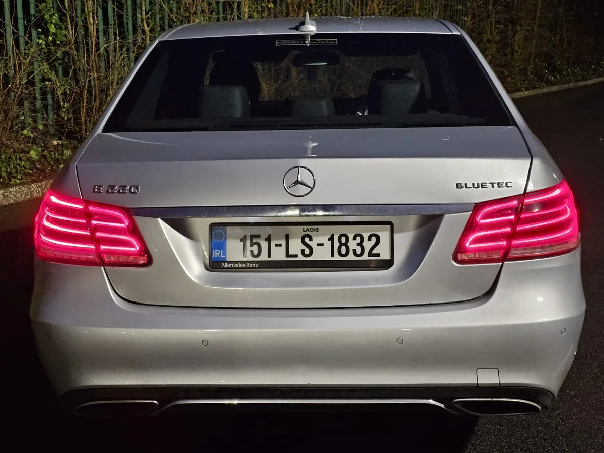 Mercedes-Benz E-Class 2015 Automatic €8990 - Image 4