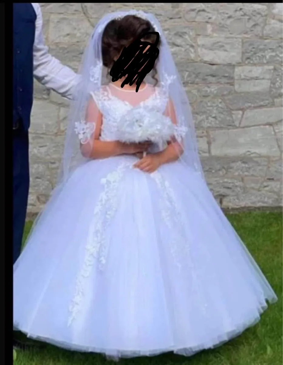 Communion dress - Image 1