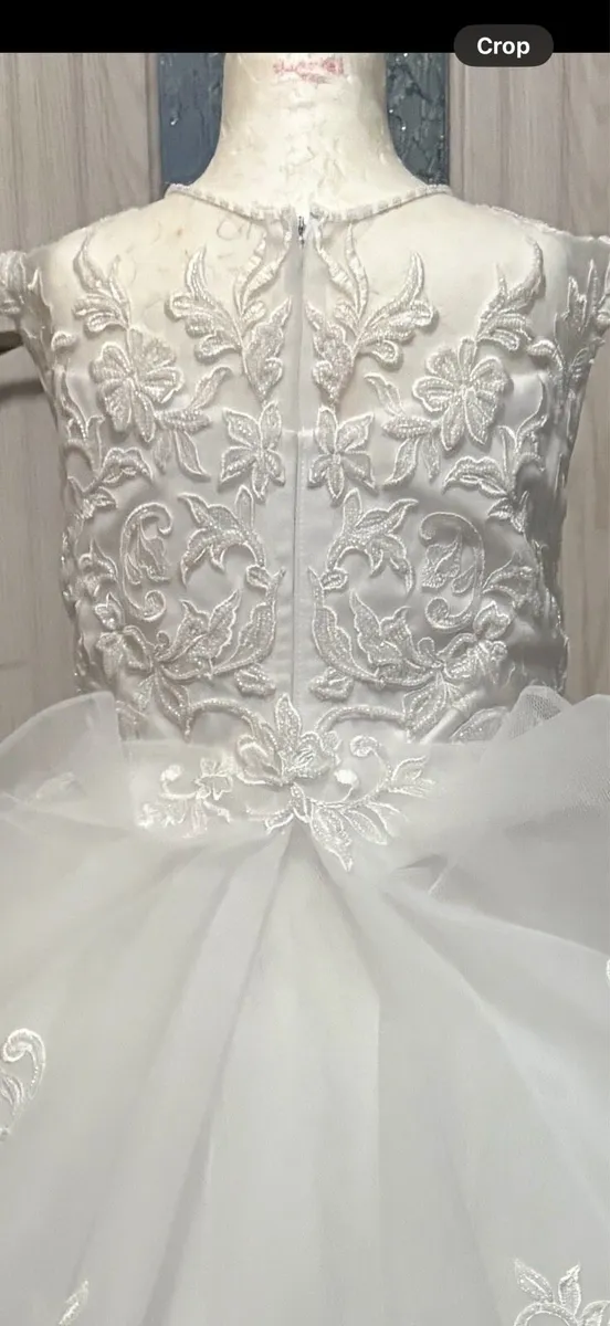 Communion dress - Image 4