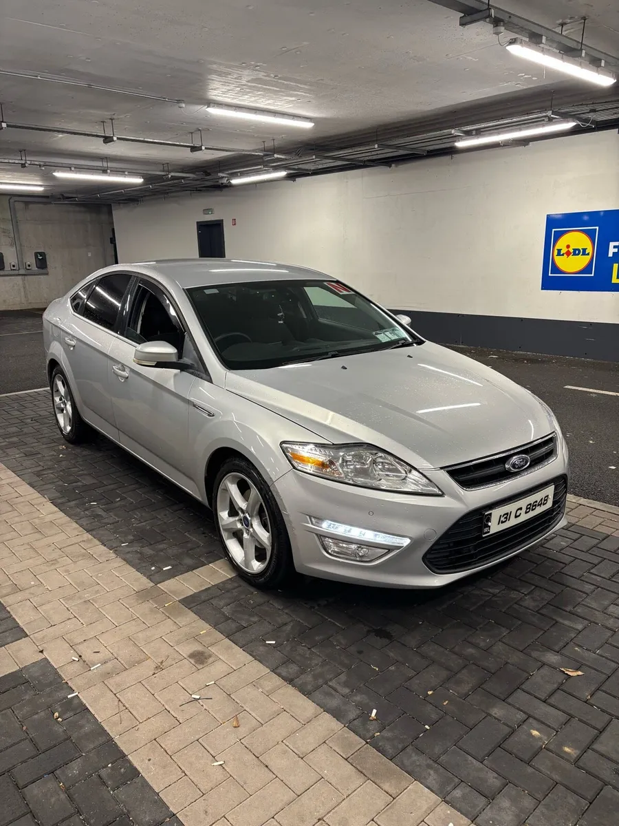 Ford Mondeo Zetec business class - Image 1