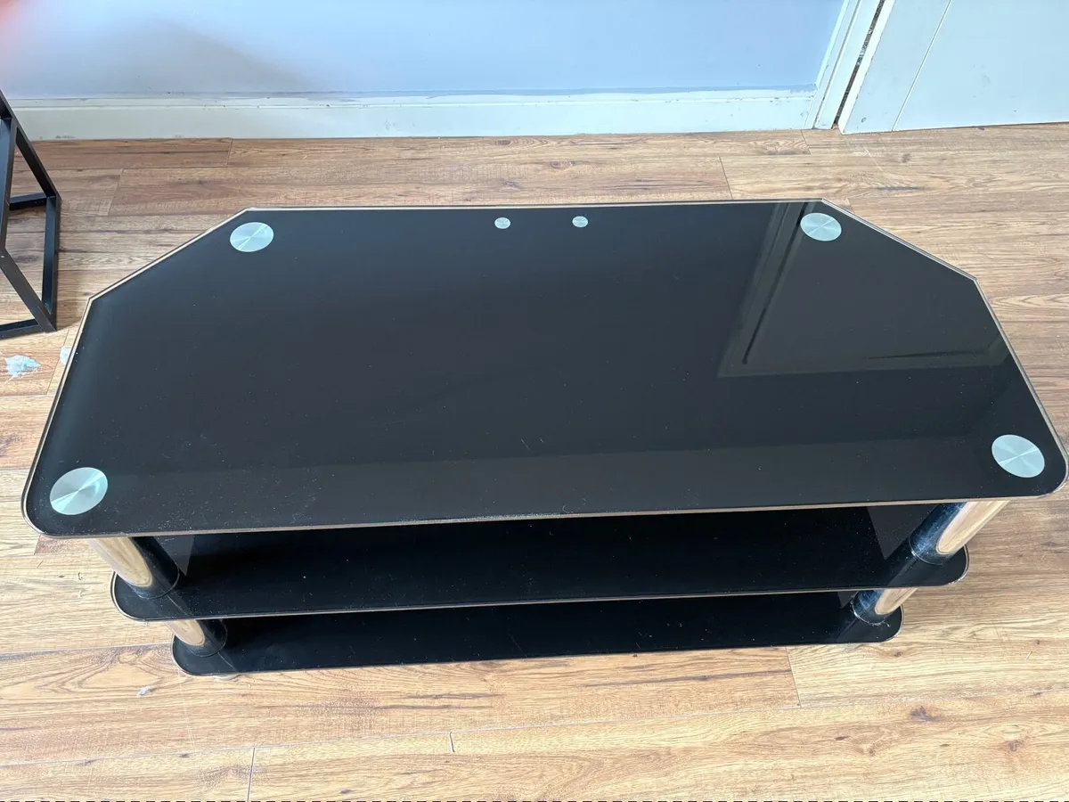 Tv stand - Image 2