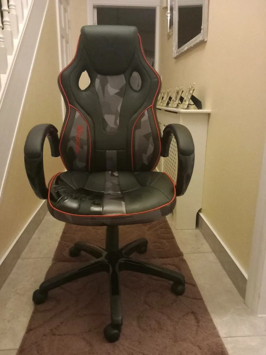 Gaming chair - Image 2