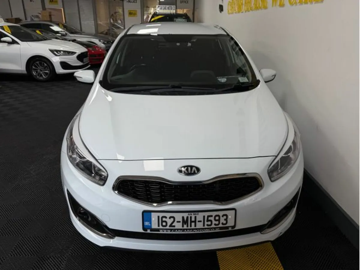 Kia Ceed 1.4 EX Diesel 5DR - Image 2