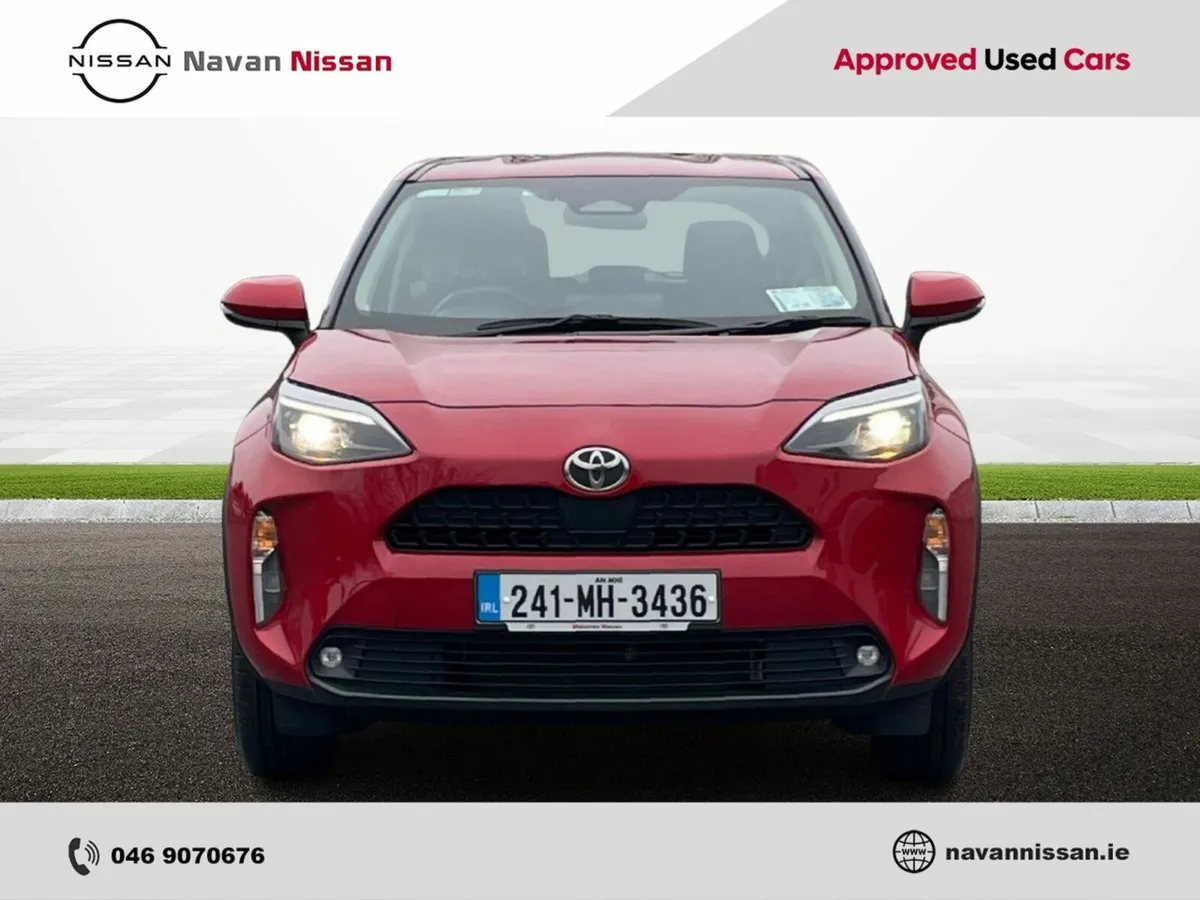 Toyota Yaris Cross 1.5 Hybrid Luna - Image 3