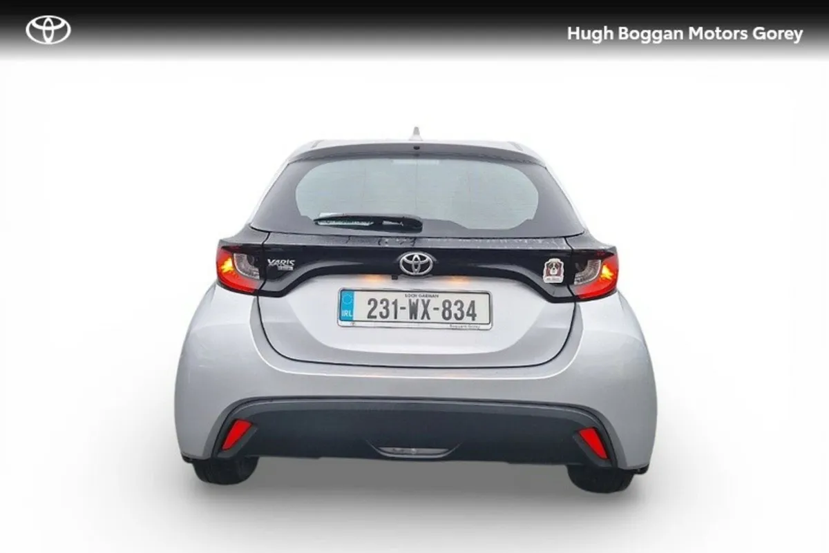 Toyota Yaris 1.0 Luna Manual - Image 4
