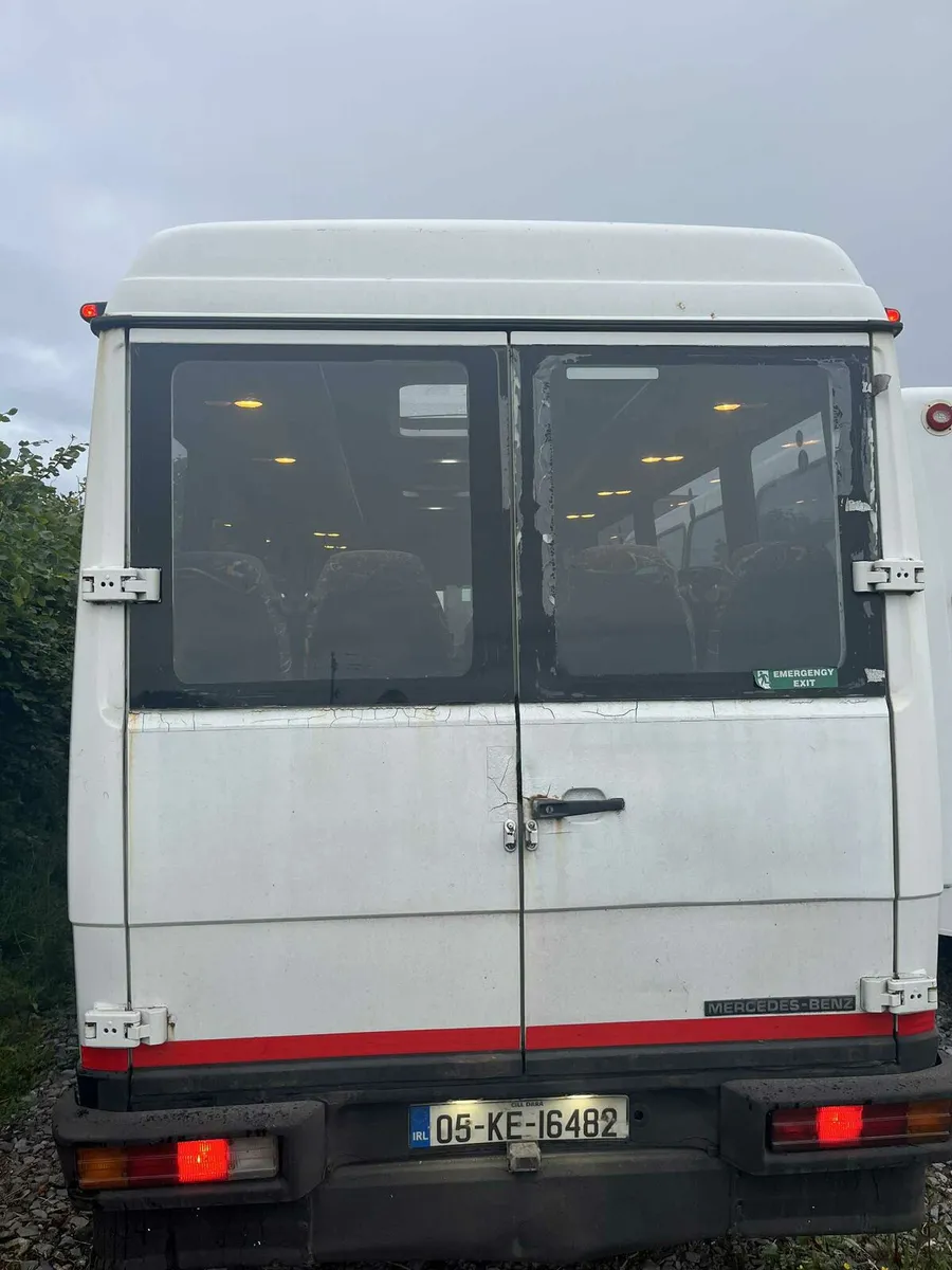 Mini bus for sale - Image 2