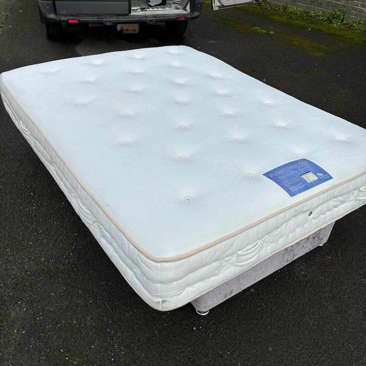 Kaymed 5ft King Mattress VGC! - Image 3