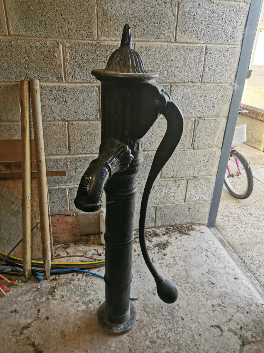 Antique Water Pump - Image 1