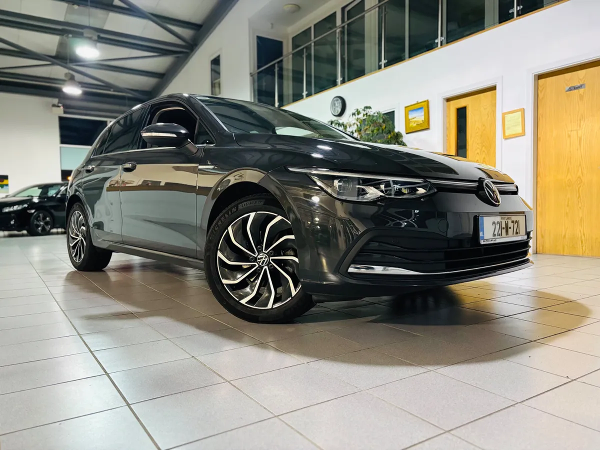 Volkswagen Golf 2022 - Image 1