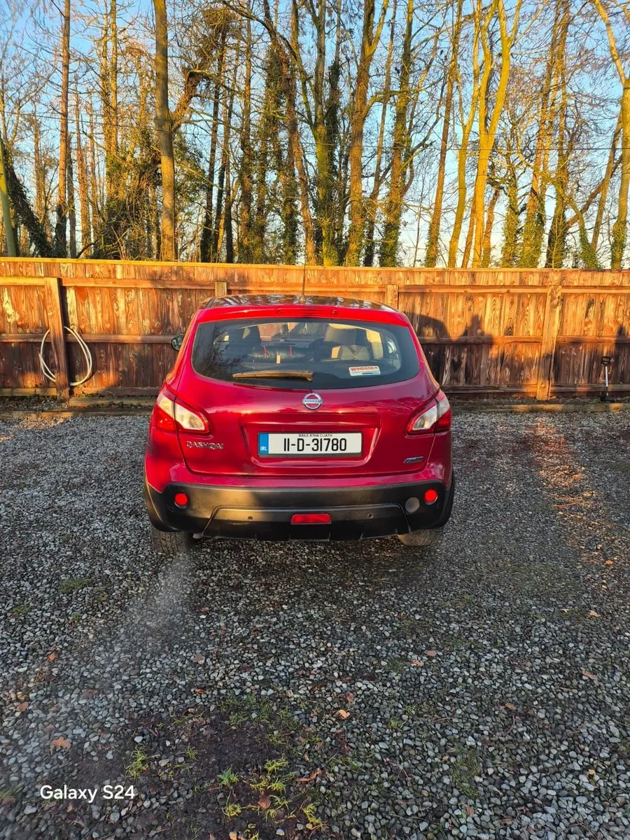 Nissan Qashqai 2011 - Image 2