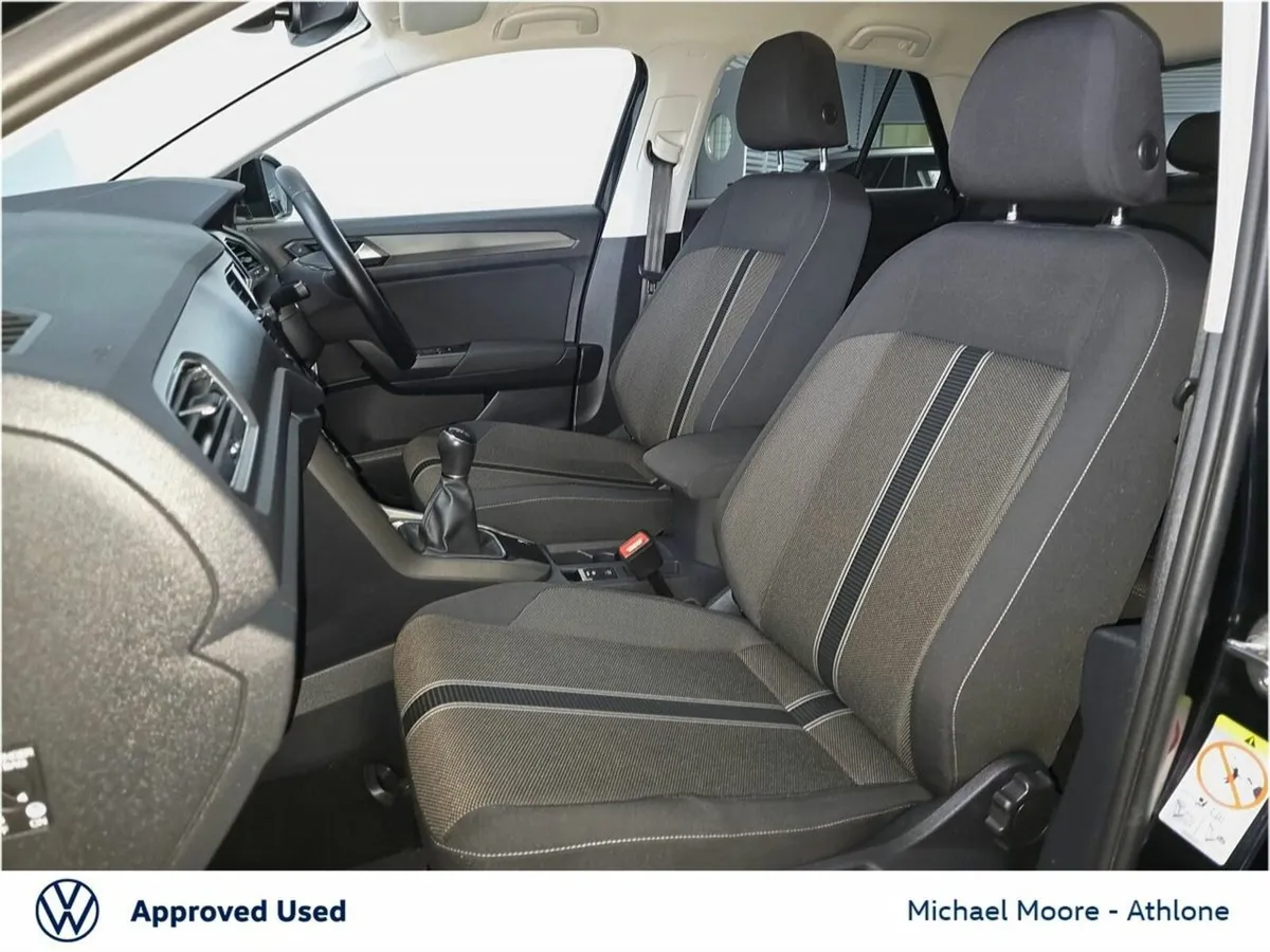 Volkswagen T-Roc 2.0 TDI 115bhp Design - Image 4