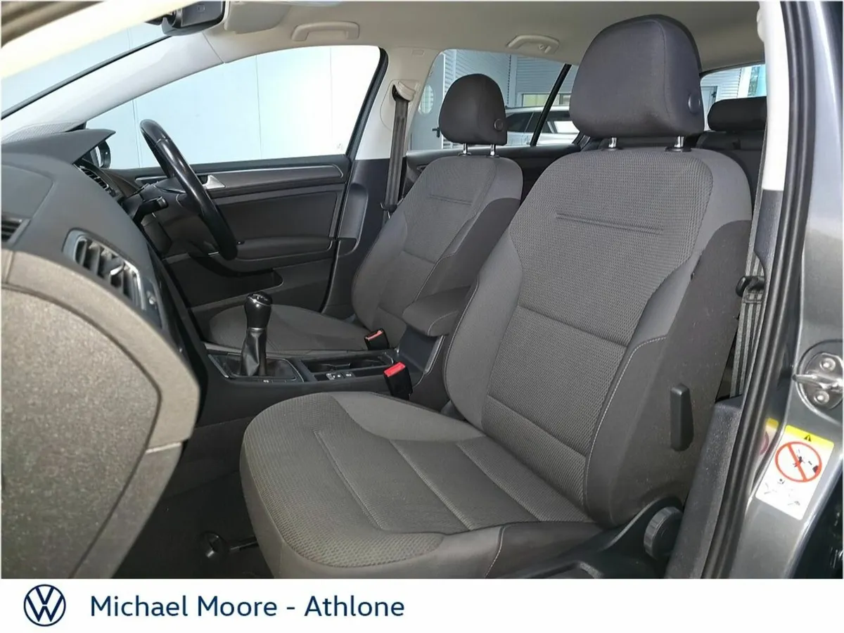 Volkswagen Golf 1.6 TDI 115BHP Comfortline - Image 4