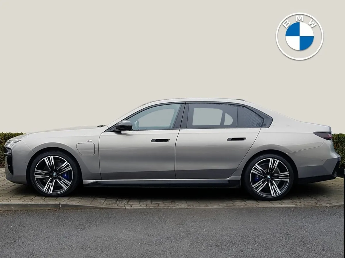 BMW 7-Series 750e M Sport Pro - Image 3