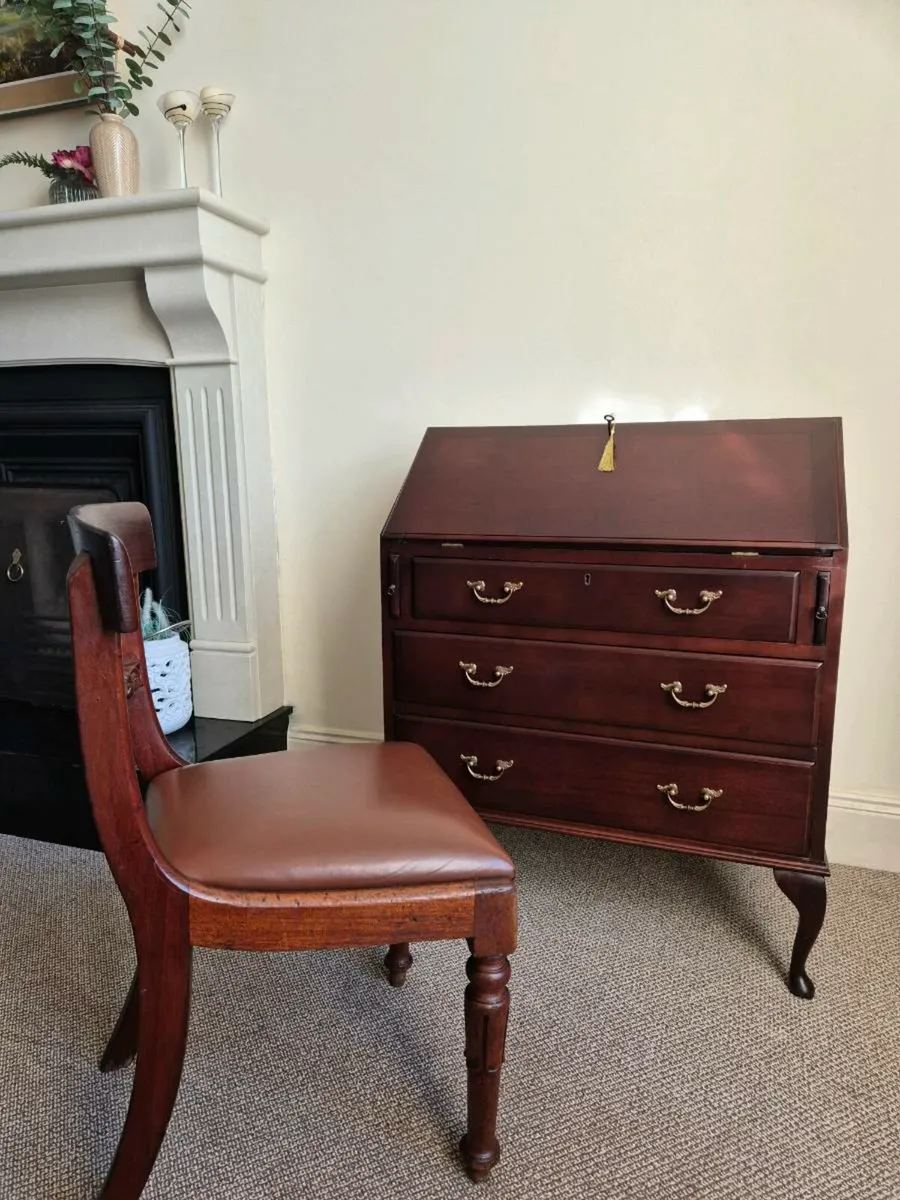 Writing desk - Image 1