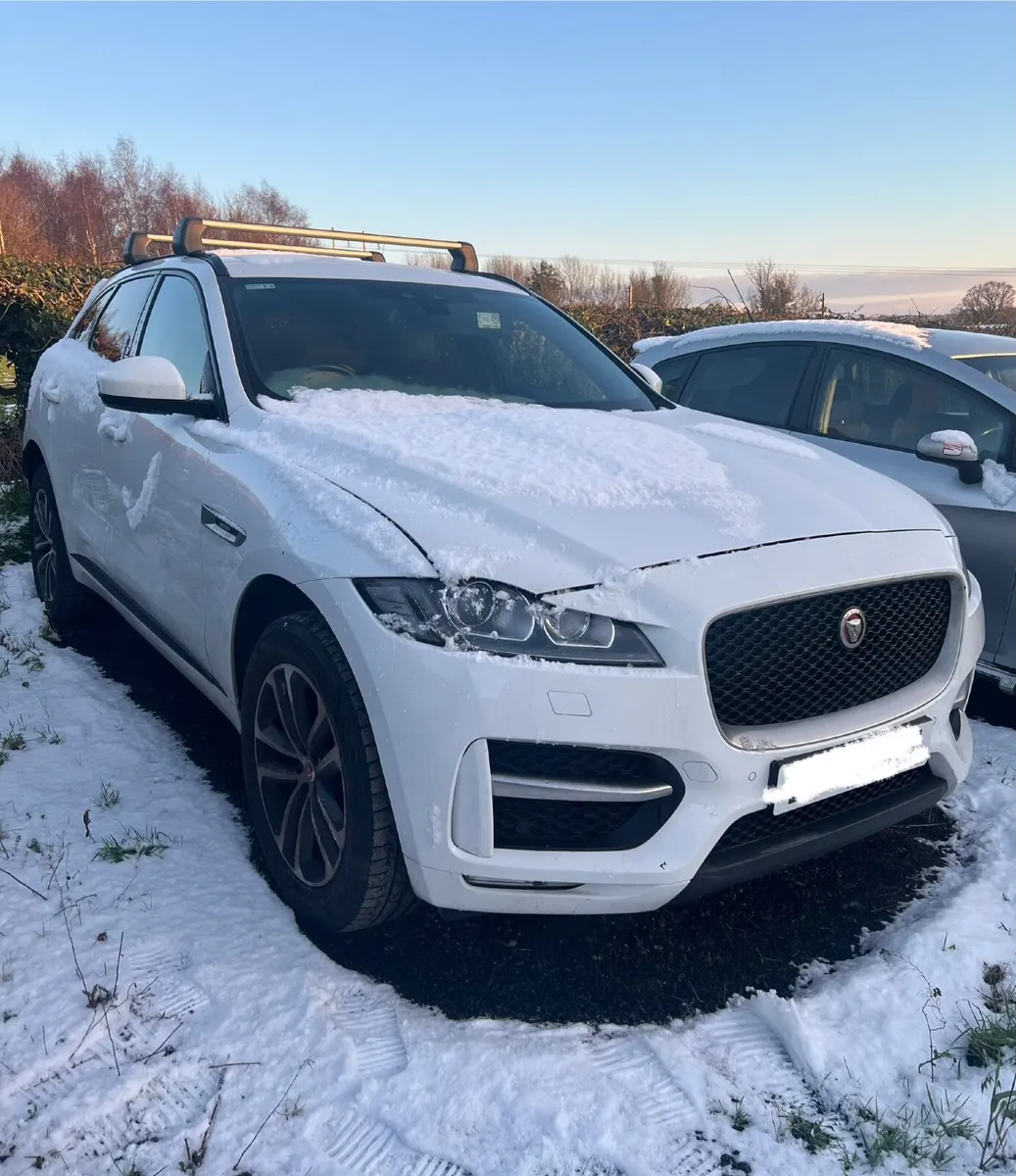 Jaguar F-Pace RSport Automatic AWD 2016 - Image 1