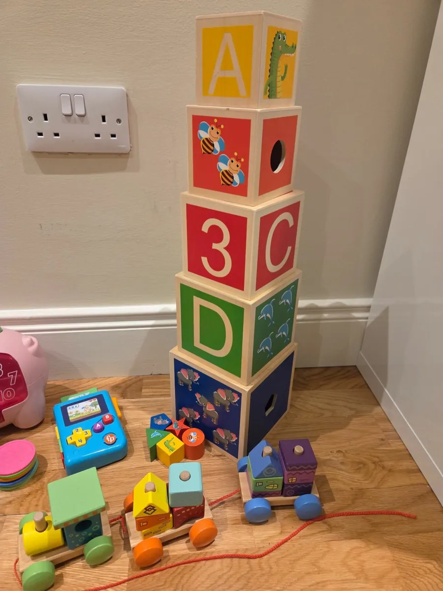 Toy Bundle Fisher Price & Shape Sorters - Image 2