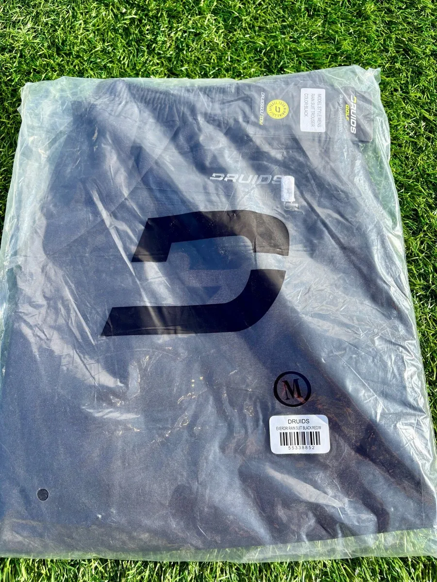 Golf Rain Suit - Image 2