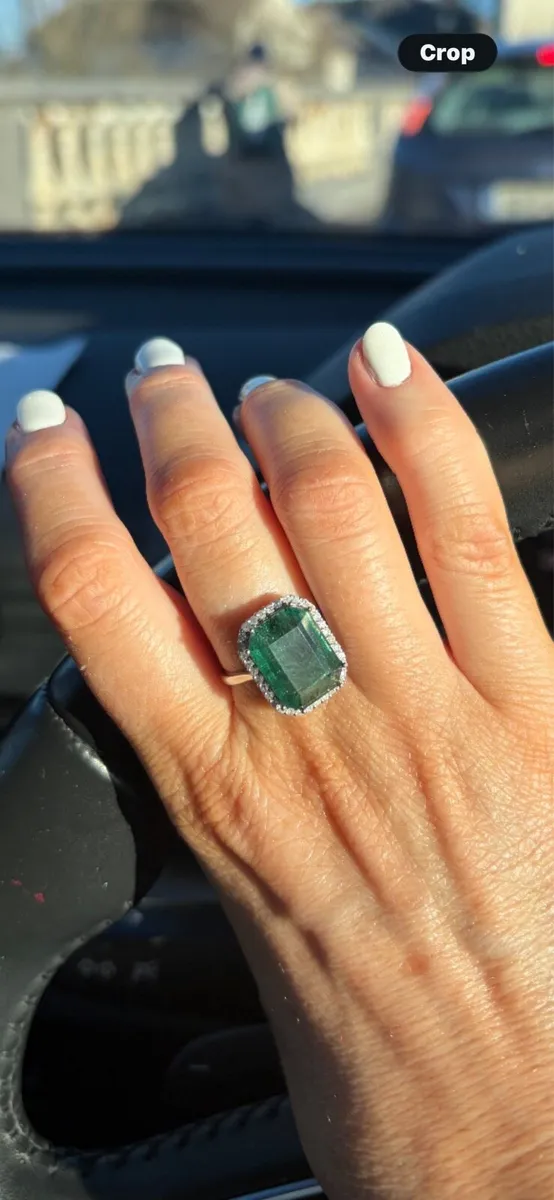 8ct Emerald and diamond ring in platinum - Image 2