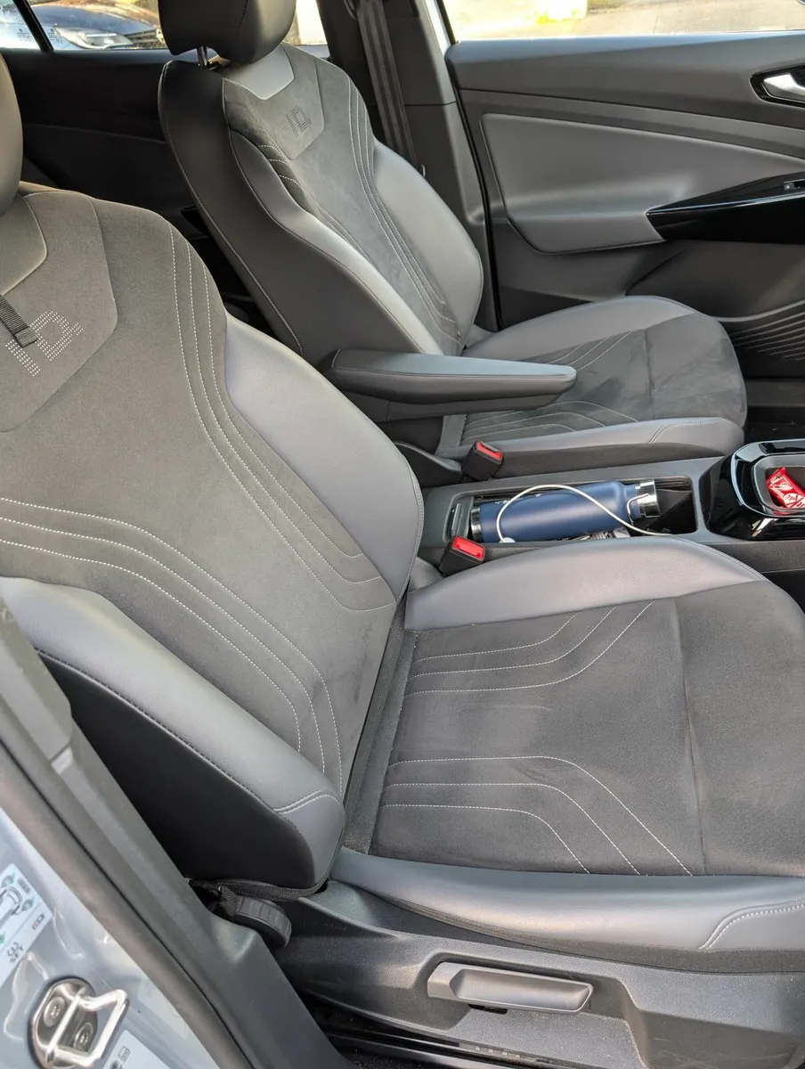 Volkswagen ID.4 2023 - Image 3