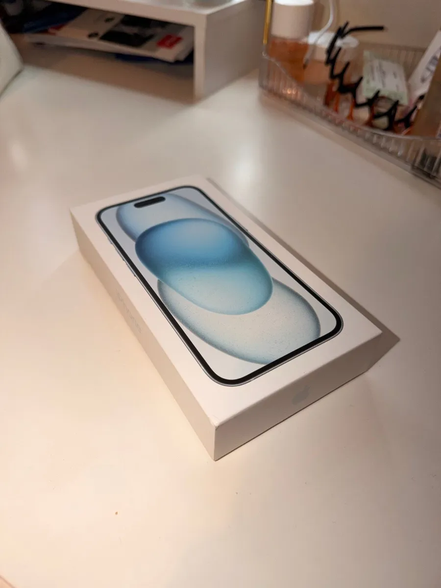 iPhone 15 128gb (blue) perfect condition - Image 2