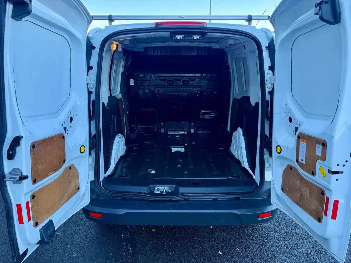 2016 Ford Transit  Connect Taxed and Tested - Image 4