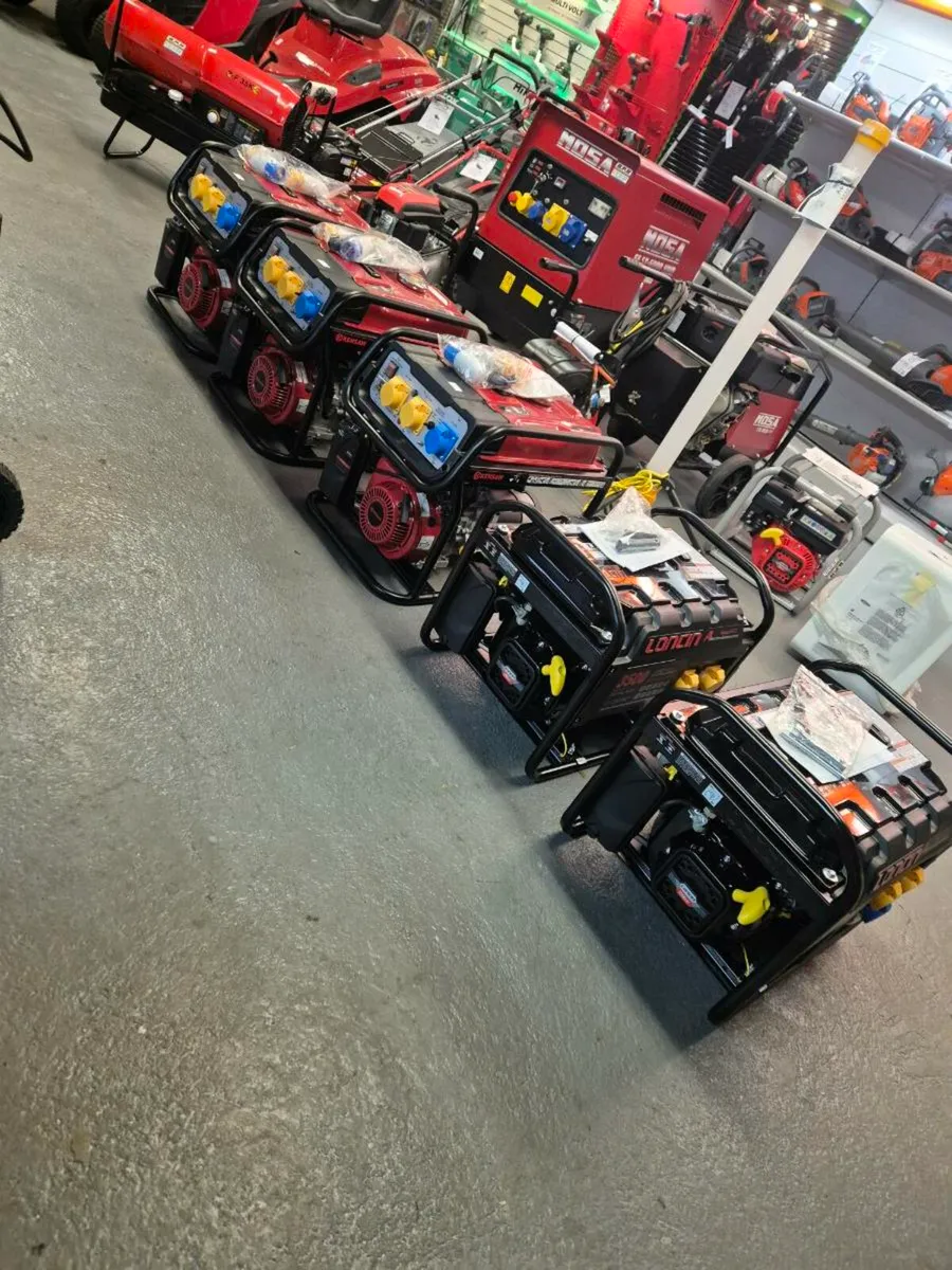 Generators and log splitter ideally for house - Image 2