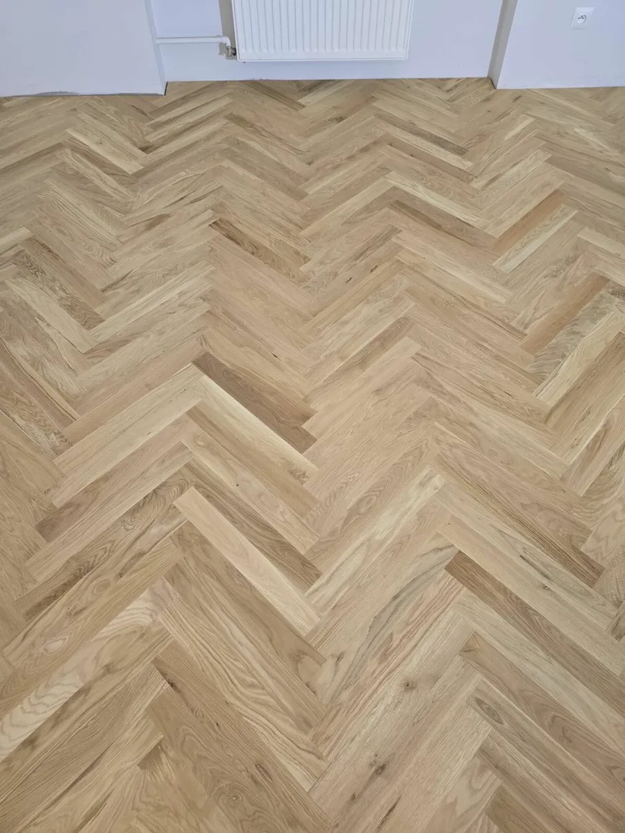 Rustic Oak Solid Parquet - Image 1