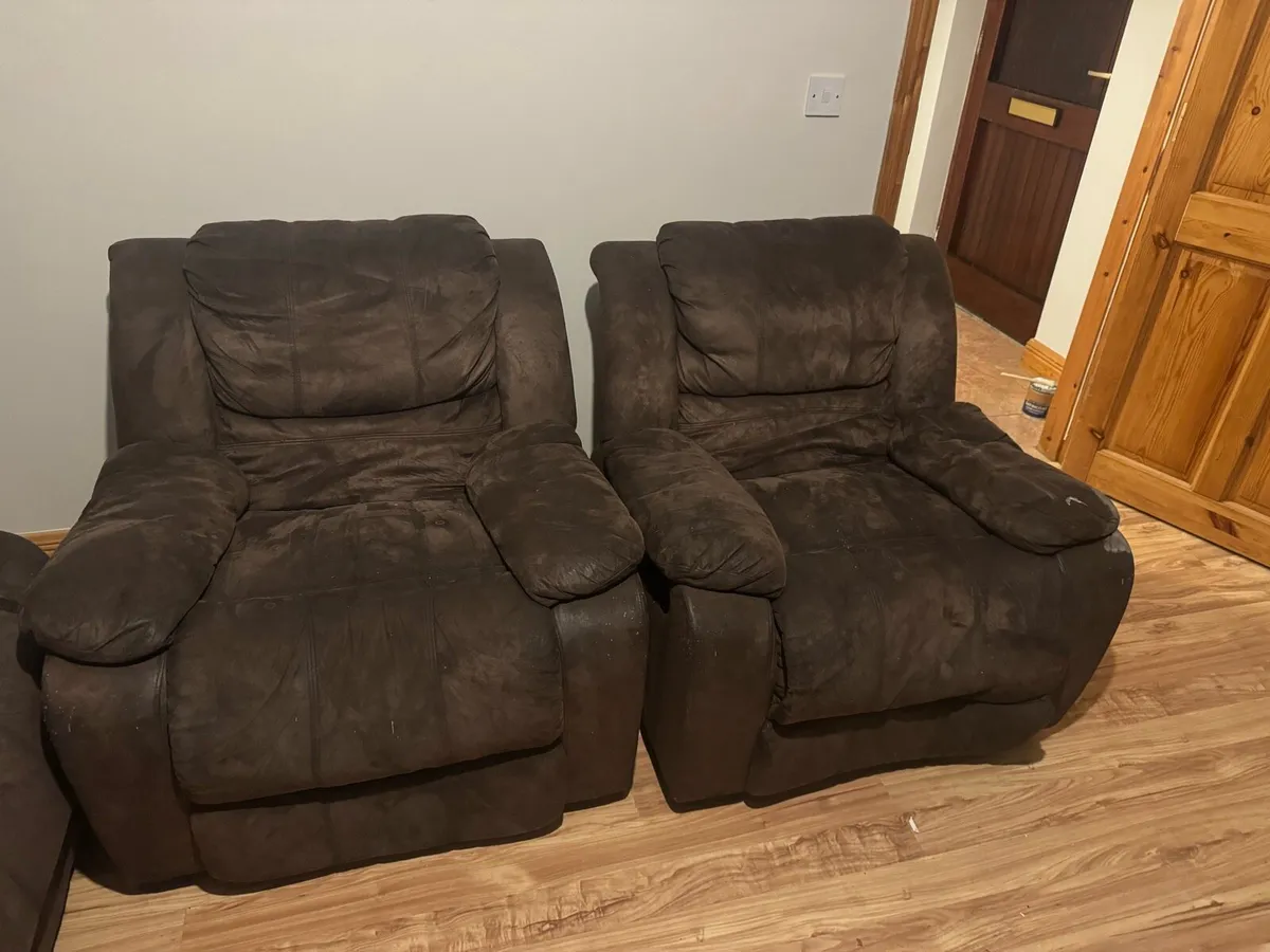 FREE – Sofa Set (Collection Only) - Image 2