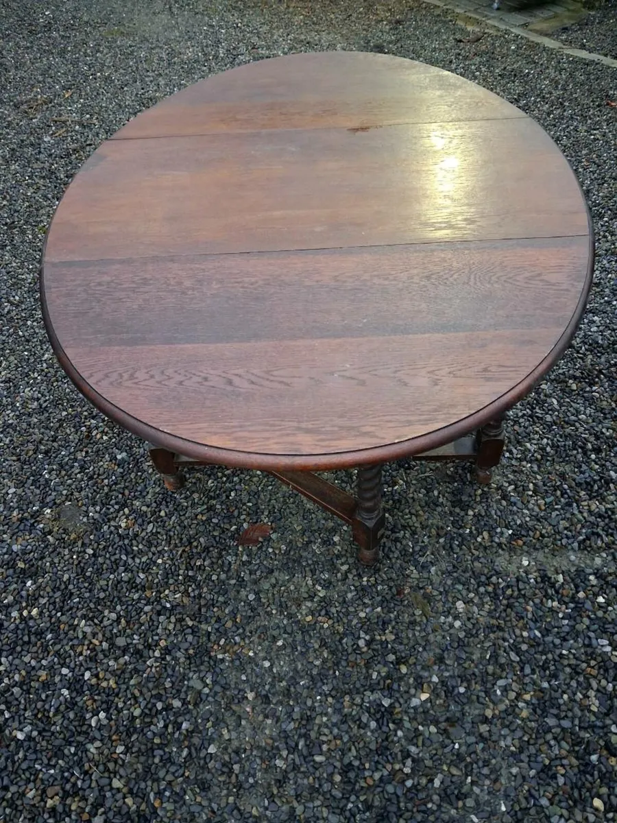 Antique table and chairs - Image 4