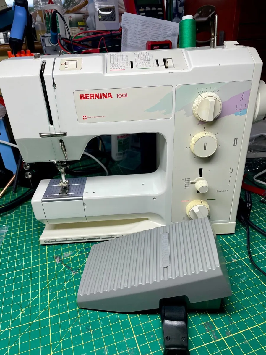 Bernina 1001 Sewing Machine - Serviced -Swiss made - Image 1