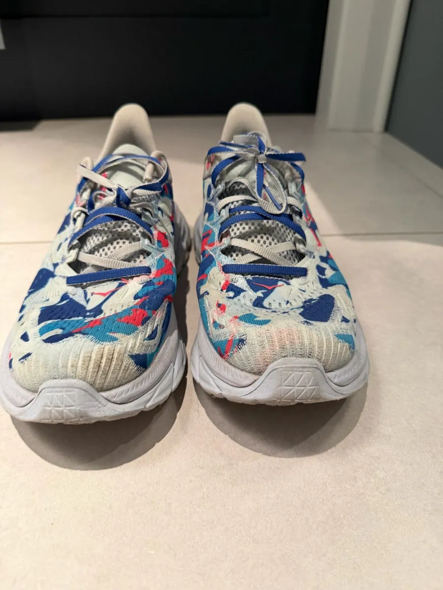 Hoka Clifton 9 Men’s Running Shoes UK9.5 - Image 2