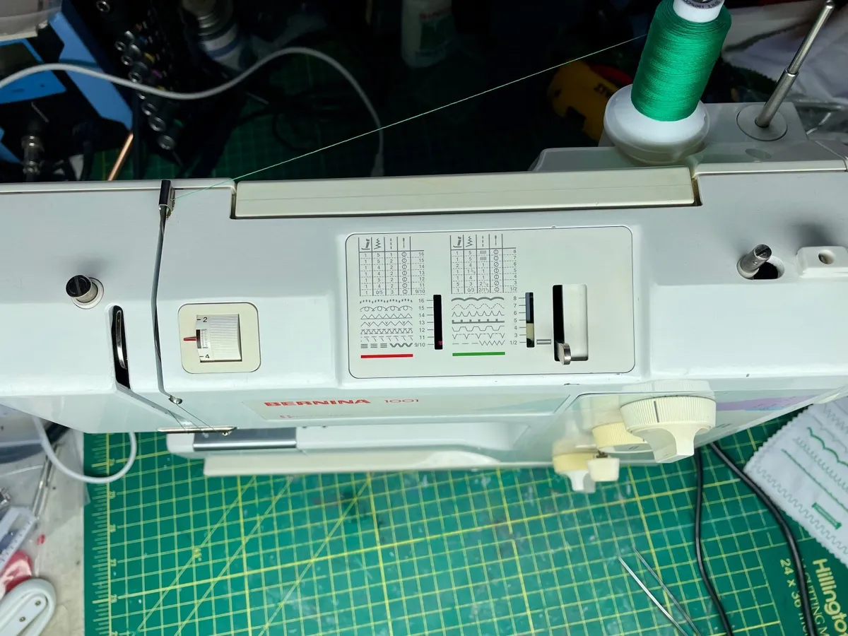Bernina 1001 Sewing Machine - Serviced -Swiss made - Image 3