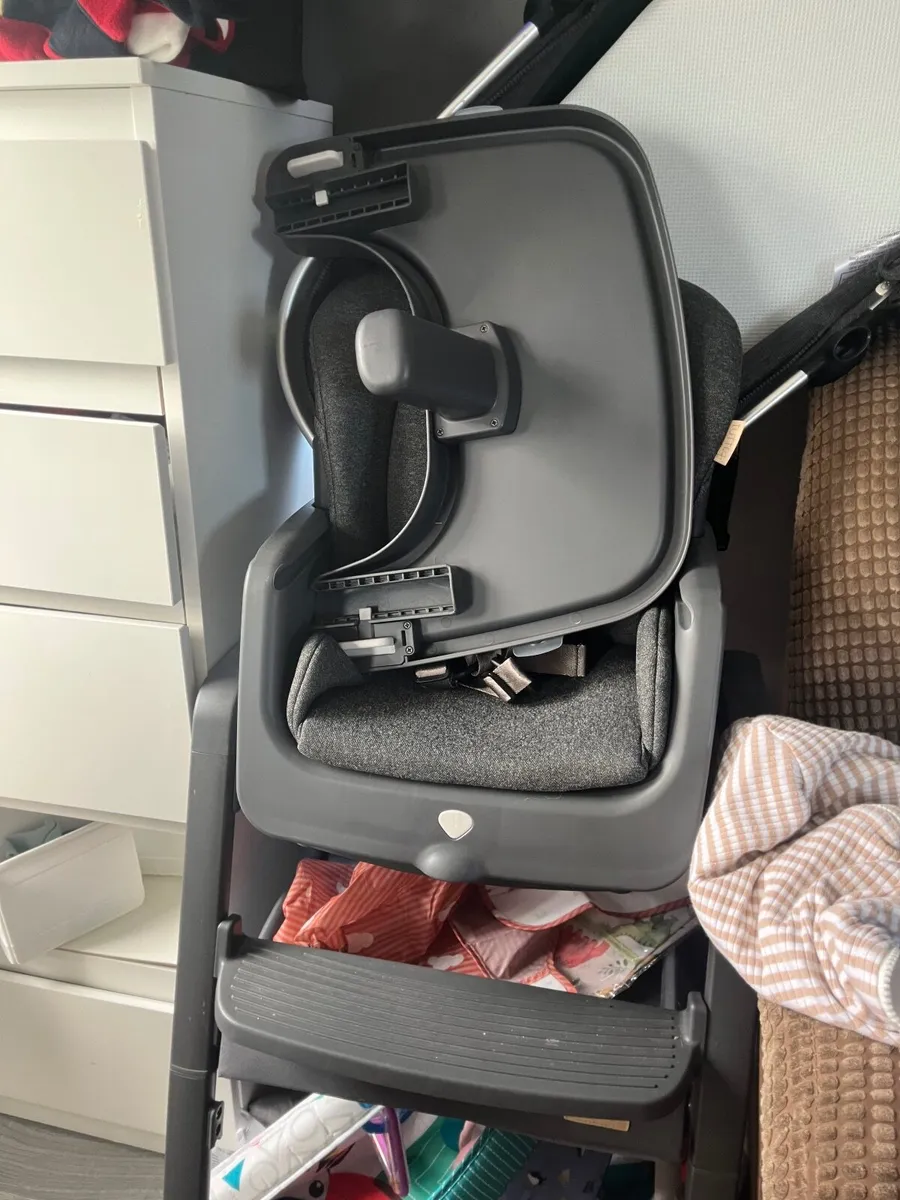 Tutti High chair - Image 1