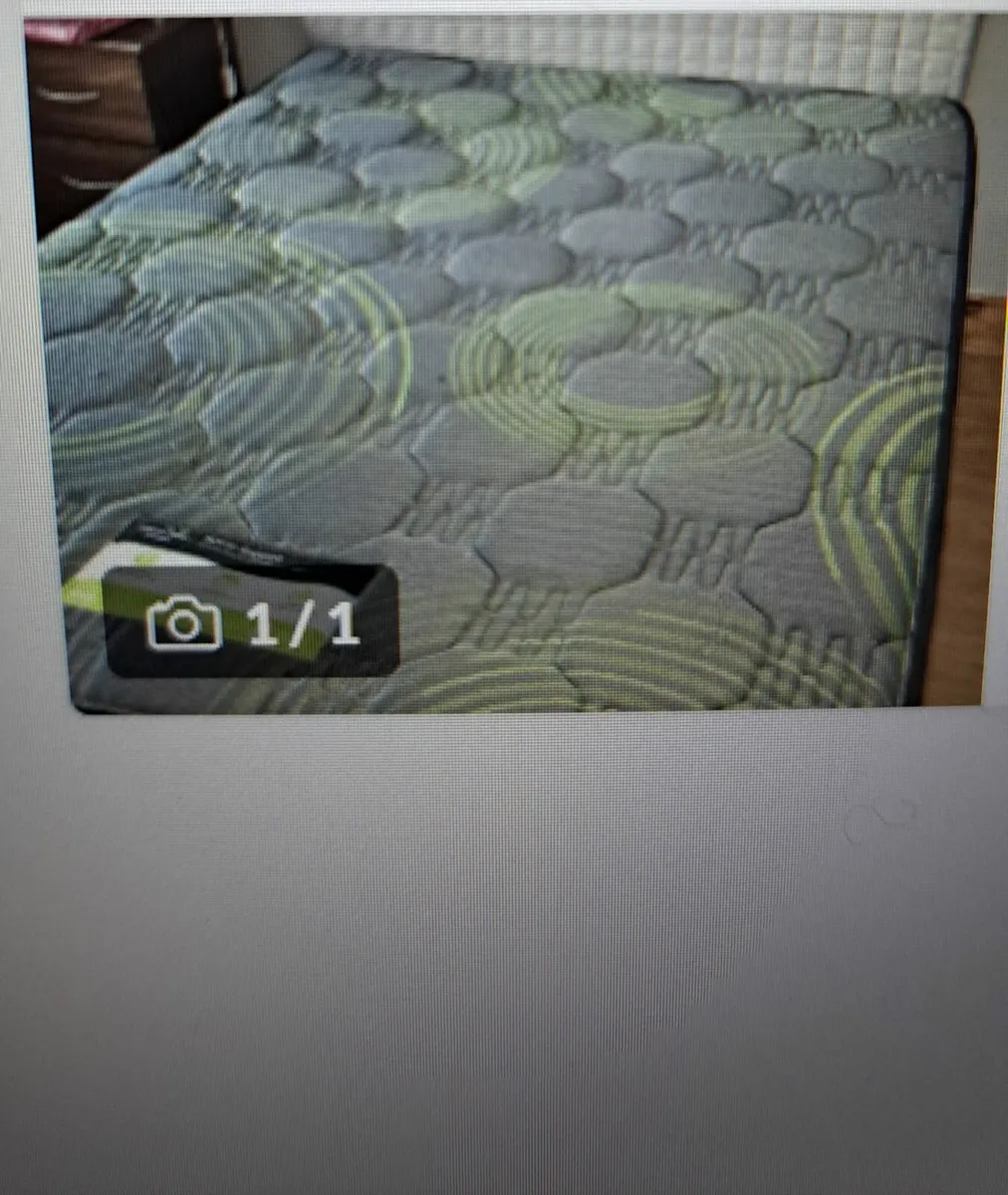 Double bed with headboard