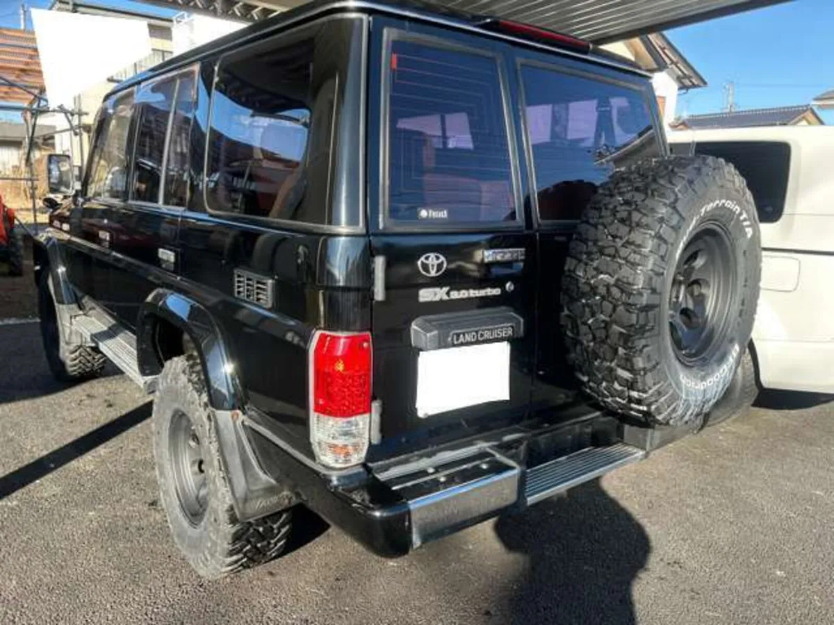 ⭐️⭐️ Toyota Land Cruiser Prado 70 Series Low Miles - Image 3