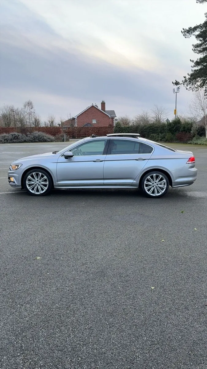 Volkswagen Passat R-Line 190BHP - Image 3