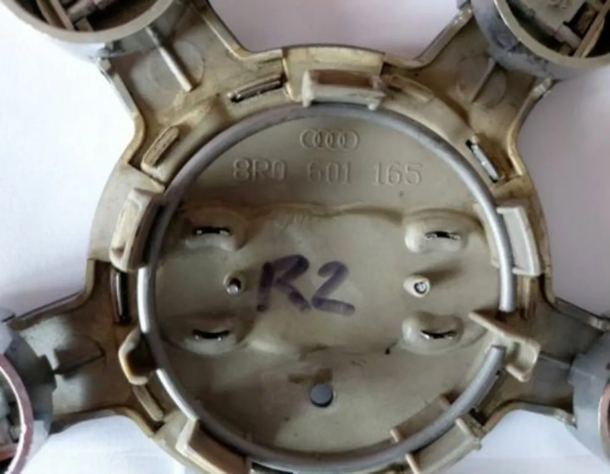 2 x Audi A4, A5, A6, A7 Star Cap - Delivery - Image 2