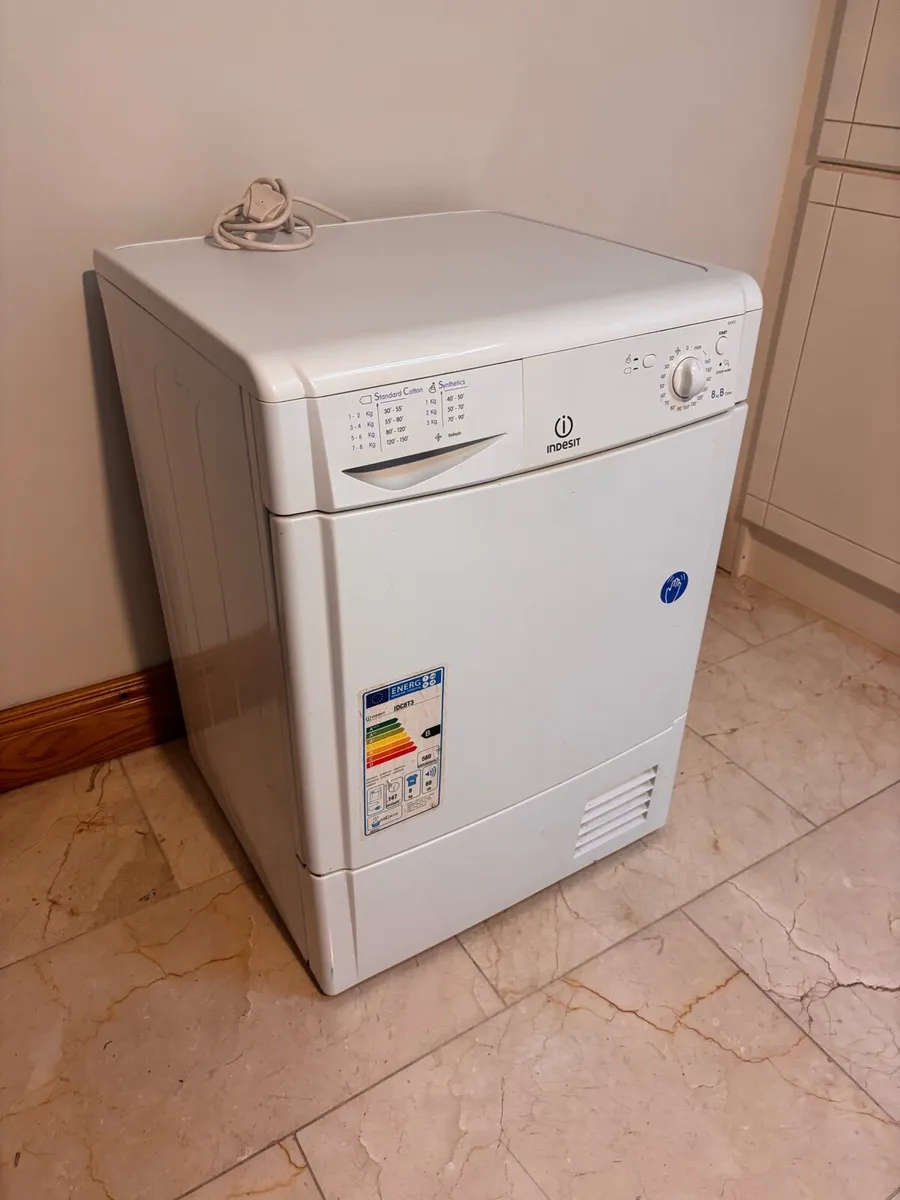 Indesit Tumble Dryer IDC8T3 - Image 2