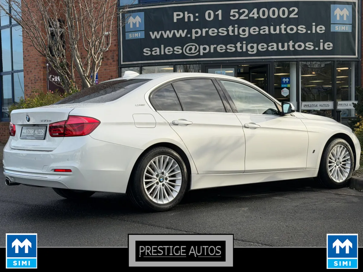 BMW 3-Series 330 E LUXURY MODEL ONLY 52000 KLM *CA - Image 4