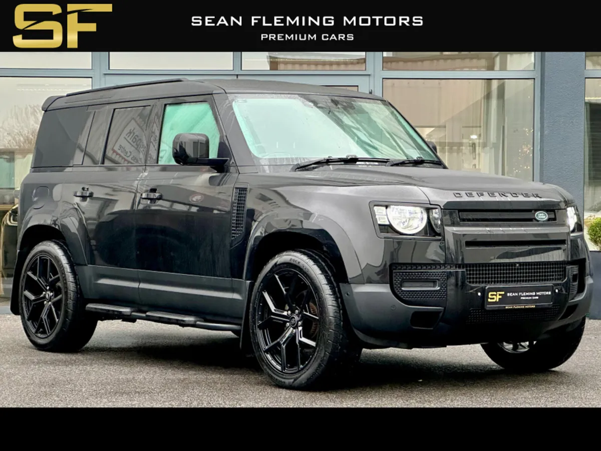 Land Rover Defender ++LOW KM++ 3 SEATS / PLUS VAT - Image 1