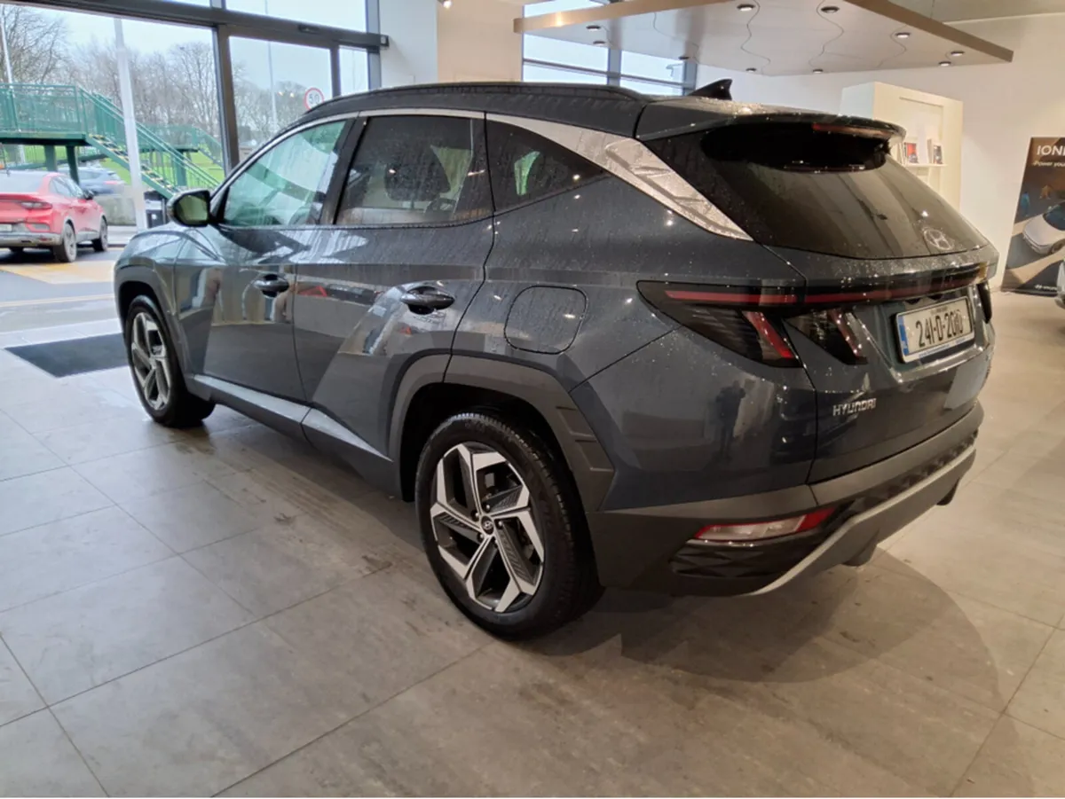 Hyundai Tucson EXECUTIVE PLUS ** PLUG IN HYBRID ** - Image 3