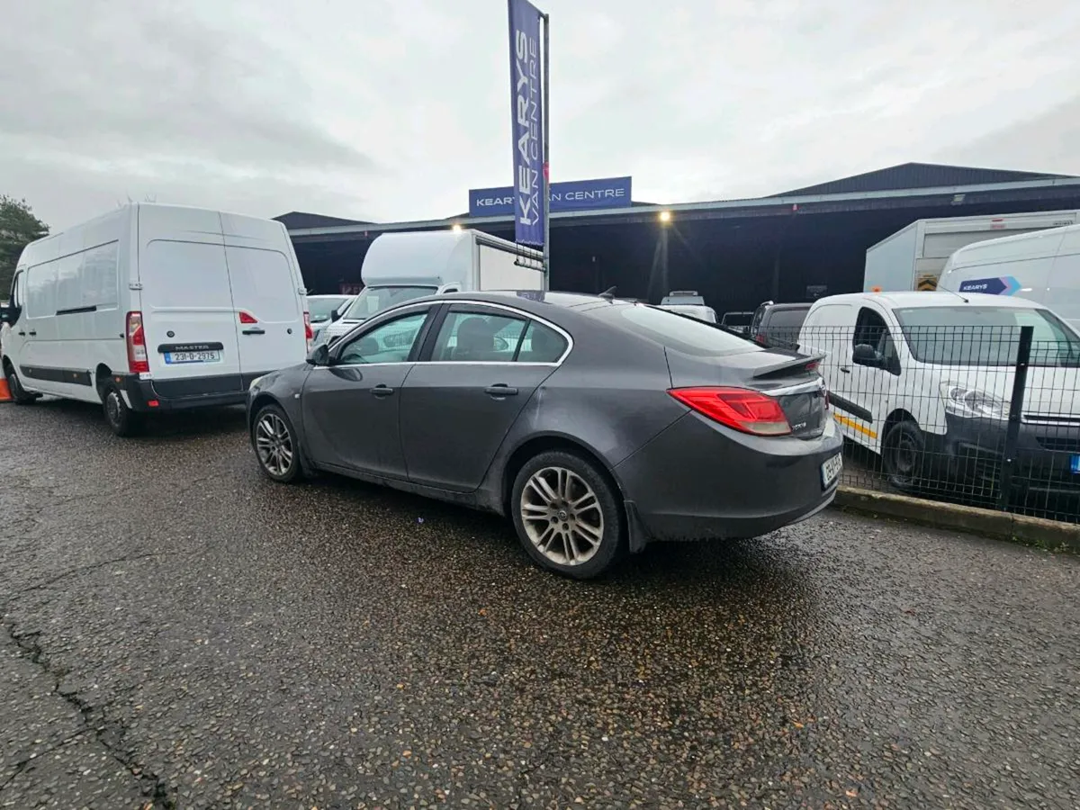 2009 opel insignia - Image 2