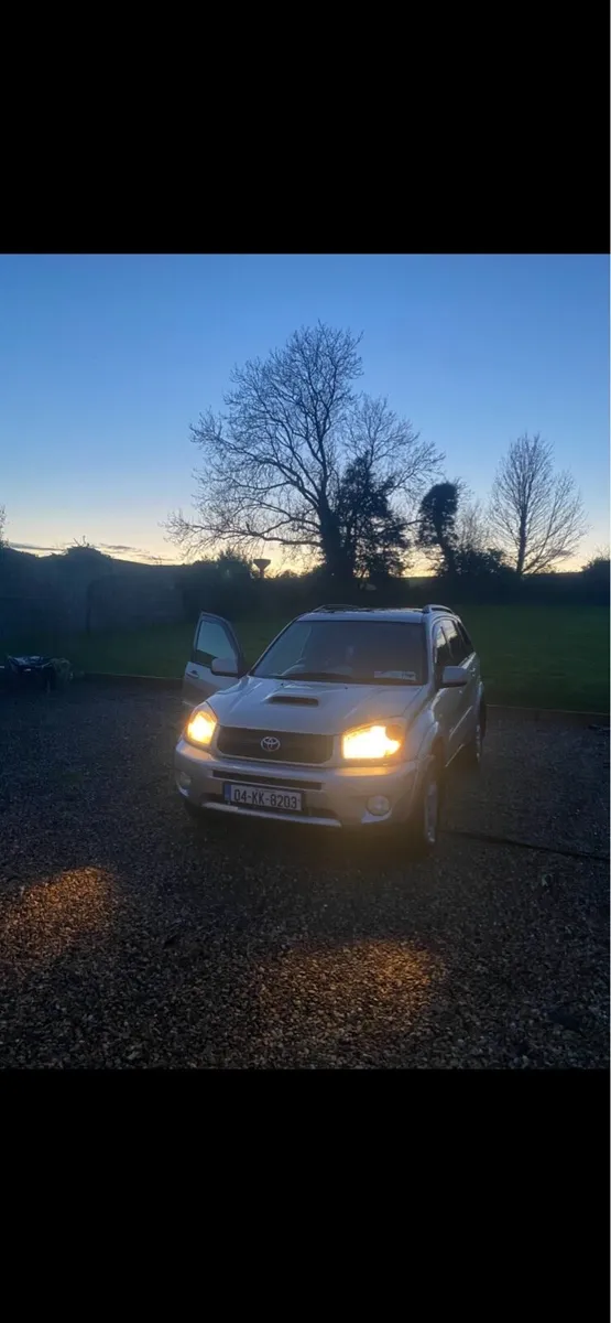 Toyota rav 4 - Image 3