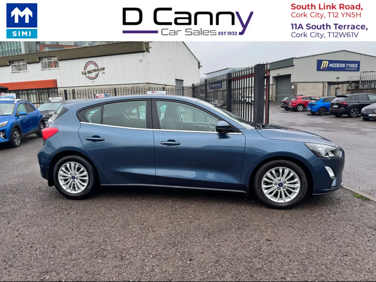 Ford Focus TITANIUM 5DR 1.5 TD 120 S6. S6.2 M6 F - Image 4